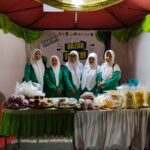 Semarakkan Pasar Rakyat, PC Fatayat NU Nganjuk Hadirkan Stand Bazar UMKM di Alun-Alun