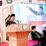 Orasi Ilmiah Wisuda UPDN Nganjuk, KH Ilhamullah Sumarkan Tekankan Kunci Sukses: Ikhtiar, Doa, dan Tawakal
